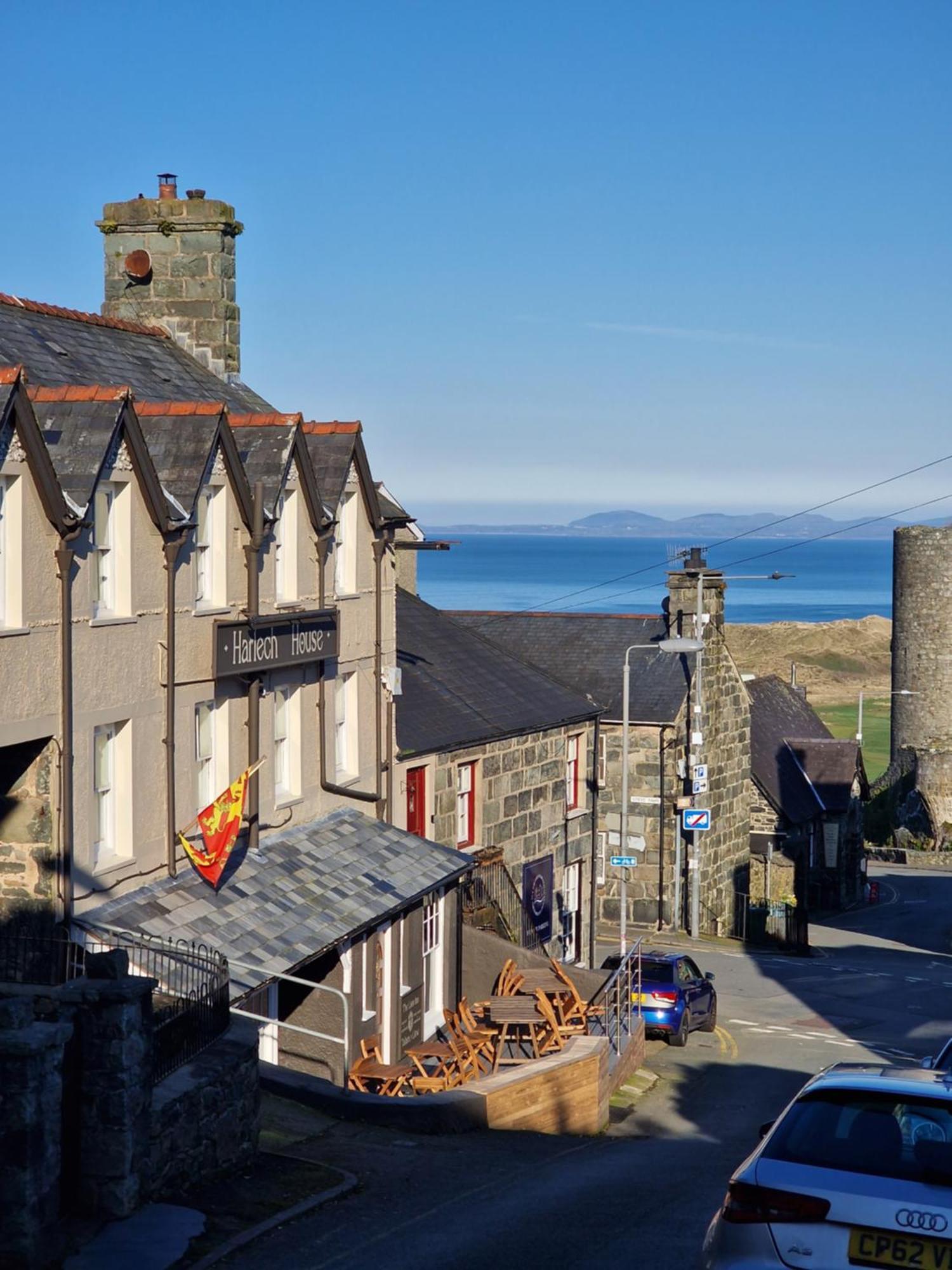 Harlech House Hotel Exterior photo
